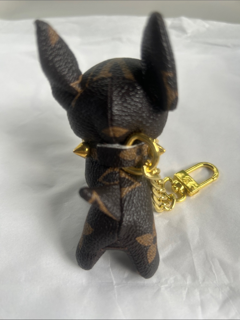 Designer-Style Brown Dog Keychain with Gold Hardware - Picture 4 of 4
